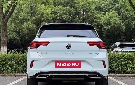 Volkswagen T-Roc I, 2022 год, 1 390 000 рублей, 5 фотография