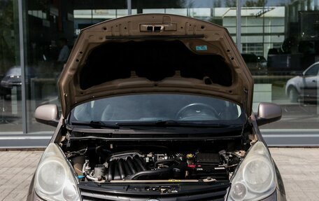Nissan Note II рестайлинг, 2010 год, 700 000 рублей, 25 фотография