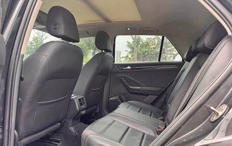 Volkswagen T-Roc I, 2022 год, 1 420 000 рублей, 9 фотография