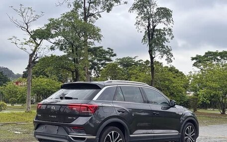 Volkswagen T-Roc I, 2022 год, 1 420 000 рублей, 6 фотография