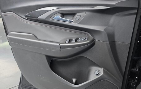 Chevrolet TrailBlazer, 2023 год, 1 460 000 рублей, 8 фотография