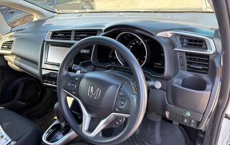 Honda Fit III, 2019 год, 884 000 рублей, 13 фотография
