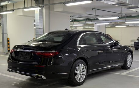 Mercedes-Benz S-Класс, 2023 год, 85 000 000 рублей, 4 фотография