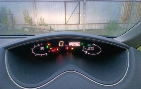 Nissan Serena IV, 2012 год, 1 300 000 рублей, 10 фотография