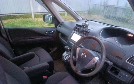 Nissan Serena IV, 2012 год, 1 300 000 рублей, 7 фотография