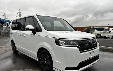 Honda Stepwgn, 2023 год, 2 530 000 рублей, 3 фотография