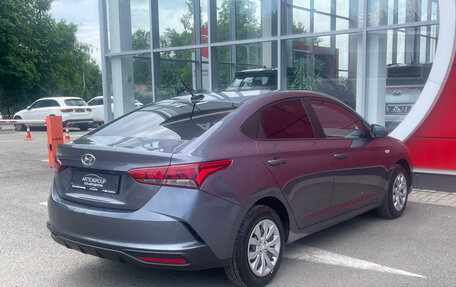 Hyundai Solaris II рестайлинг, 2022 год, 1 580 000 рублей, 4 фотография