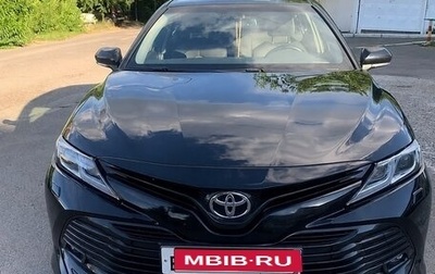 Toyota Camry, 2018 год, 2 530 000 рублей, 1 фотография