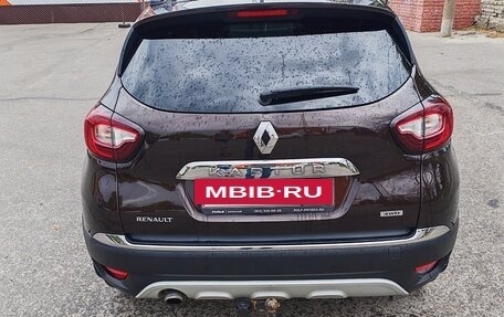 Renault Kaptur I рестайлинг, 2018 год, 959 000 рублей, 5 фотография