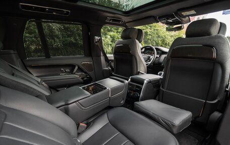 Land Rover Range Rover IV рестайлинг, 2023 год, 22 100 000 рублей, 18 фотография
