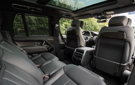 Land Rover Range Rover IV рестайлинг, 2023 год, 22 100 000 рублей, 19 фотография