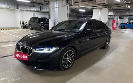 BMW 5 серия, 2021 год, 4 490 000 рублей, 2 фотография