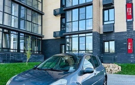 Renault Clio III, 2010 год, 499 000 рублей, 2 фотография