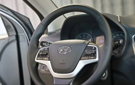 Hyundai Solaris II рестайлинг, 2017 год, 1 049 000 рублей, 9 фотография