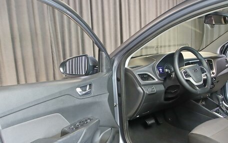 Hyundai Solaris II рестайлинг, 2017 год, 1 049 000 рублей, 7 фотография