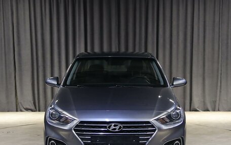 Hyundai Solaris II рестайлинг, 2017 год, 1 049 000 рублей, 12 фотография