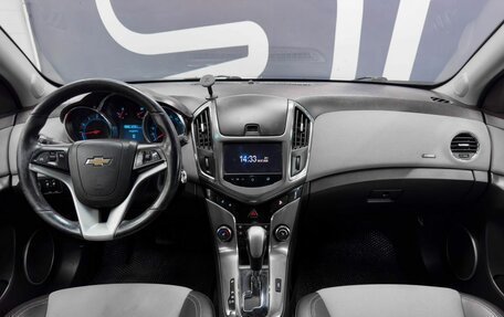 Chevrolet Cruze II, 2013 год, 999 900 рублей, 8 фотография