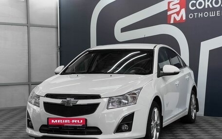 Chevrolet Cruze II, 2013 год, 999 900 рублей, 3 фотография
