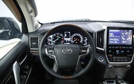 Toyota Land Cruiser 200, 2016 год, 6 750 000 рублей, 14 фотография