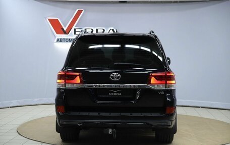 Toyota Land Cruiser 200, 2016 год, 6 750 000 рублей, 6 фотография
