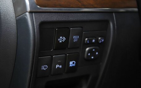 Toyota Land Cruiser 200, 2016 год, 6 750 000 рублей, 20 фотография