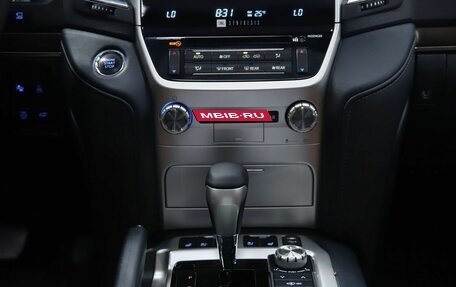 Toyota Land Cruiser 200, 2016 год, 6 750 000 рублей, 19 фотография