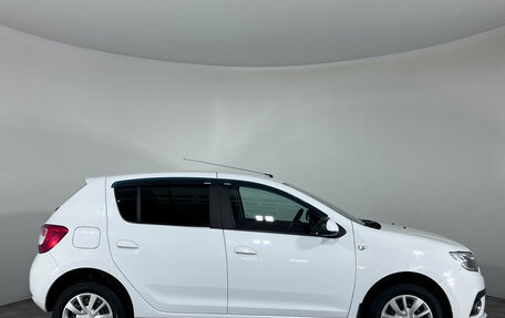 Renault Sandero II рестайлинг, 2018 год, 960 000 рублей, 4 фотография