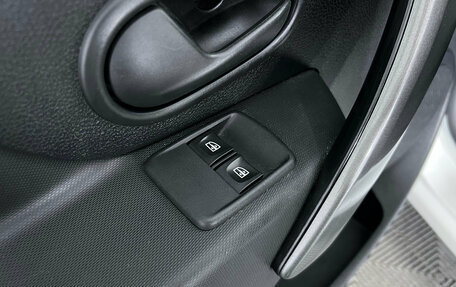 Renault Sandero II рестайлинг, 2018 год, 960 000 рублей, 21 фотография