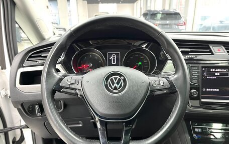 Volkswagen Touran III, 2021 год, 2 181 000 рублей, 7 фотография