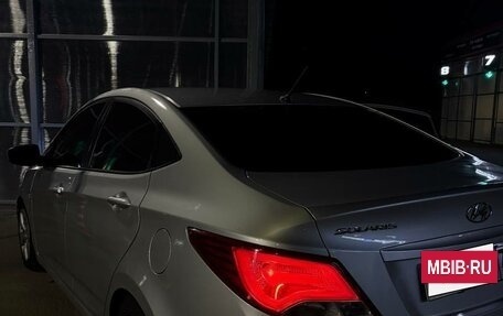 Hyundai Solaris II рестайлинг, 2016 год, 950 000 рублей, 2 фотография