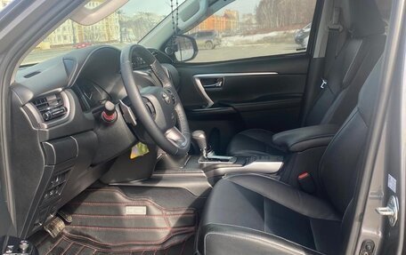 Toyota Fortuner II, 2021 год, 5 299 999 рублей, 6 фотография