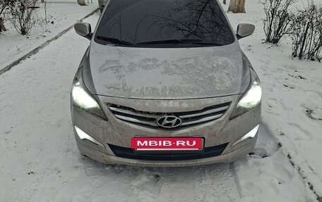 Hyundai Solaris II рестайлинг, 2016 год, 950 000 рублей, 7 фотография