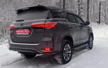 Toyota Fortuner II, 2021 год, 5 299 999 рублей, 3 фотография