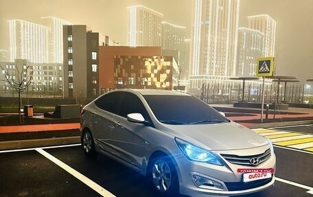 Hyundai Solaris II рестайлинг, 2016 год, 950 000 рублей, 6 фотография