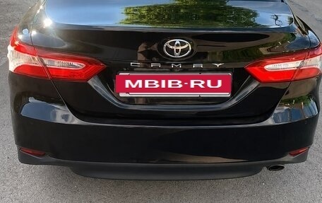 Toyota Camry, 2018 год, 2 530 000 рублей, 7 фотография