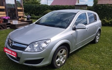 Opel Astra H, 2011 год, 370 000 рублей, 3 фотография