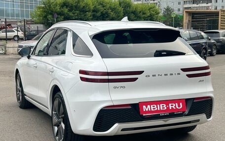 Genesis GV70, 2021 год, 5 300 000 рублей, 6 фотография