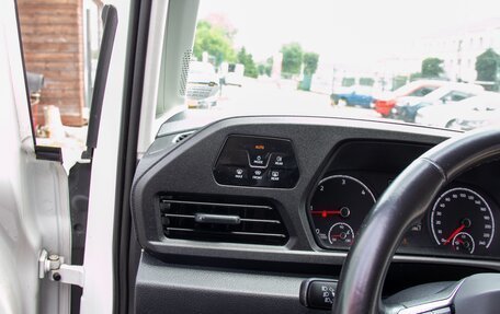 Volkswagen Caddy IV, 2021 год, 2 750 000 рублей, 21 фотография