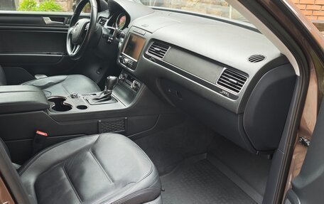 Volkswagen Touareg III, 2012 год, 2 960 000 рублей, 13 фотография