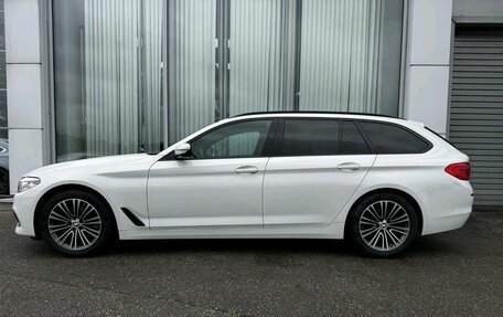 BMW 5 серия, 2018 год, 2 650 000 рублей, 4 фотография