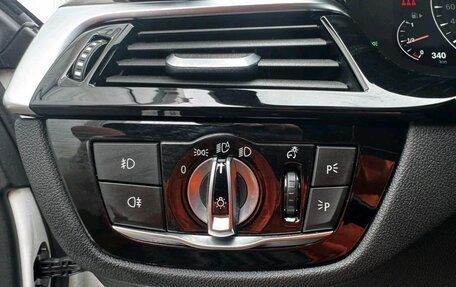 BMW 5 серия, 2018 год, 2 650 000 рублей, 17 фотография