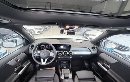 Mercedes-Benz GLB, 2022 год, 2 140 000 рублей, 13 фотография