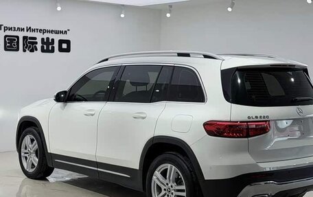 Mercedes-Benz GLB, 2022 год, 2 140 000 рублей, 4 фотография