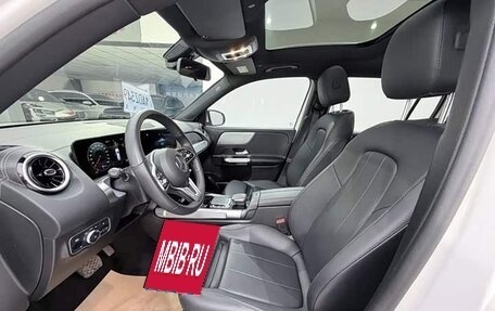 Mercedes-Benz GLB, 2022 год, 2 140 000 рублей, 8 фотография