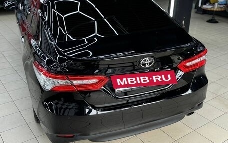 Toyota Camry, 2020 год, 2 600 000 рублей, 4 фотография