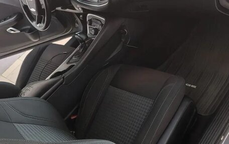 Dodge Challenger III рестайлинг 2, 2016 год, 2 270 000 рублей, 10 фотография