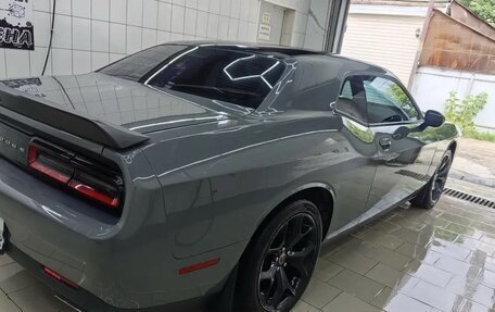 Dodge Challenger III рестайлинг 2, 2016 год, 2 270 000 рублей, 4 фотография