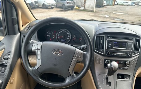 Hyundai H-1 II рестайлинг, 2019 год, 2 320 000 рублей, 13 фотография