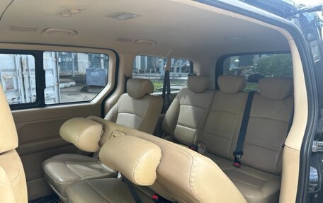 Hyundai H-1 II рестайлинг, 2019 год, 2 320 000 рублей, 10 фотография