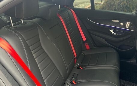 Mercedes-Benz E-Класс, 2021 год, 5 500 000 рублей, 20 фотография
